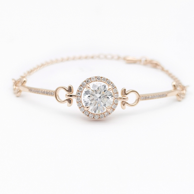 Diamond-encrusted Fashion Bracelet