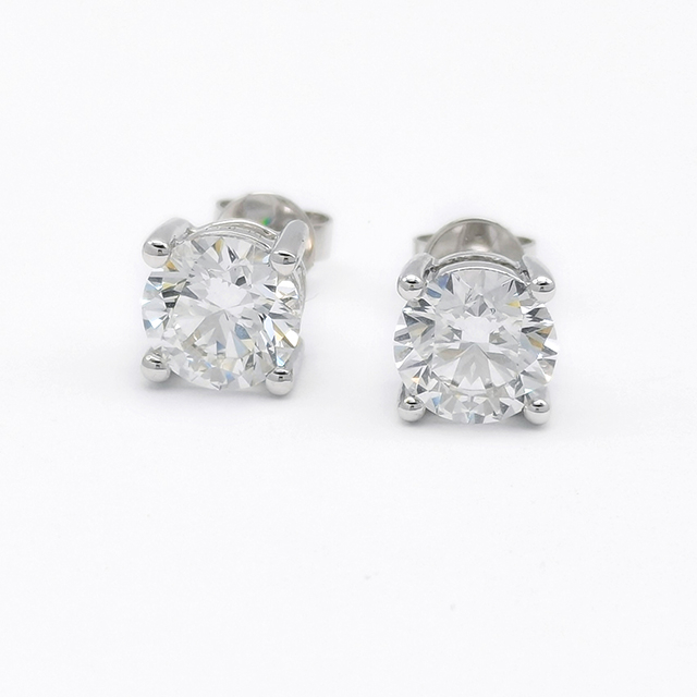 Four-claw Diamond Earrings/earrings