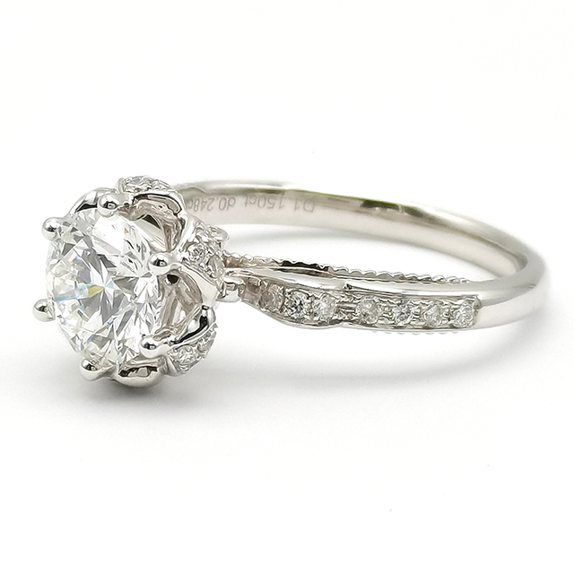Six Claw Round Diamond Ring