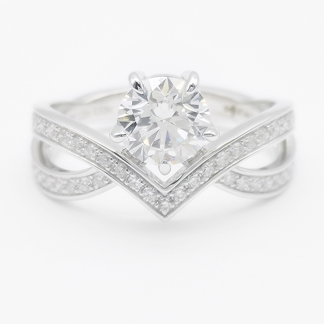 Five-claw Diamond Ring