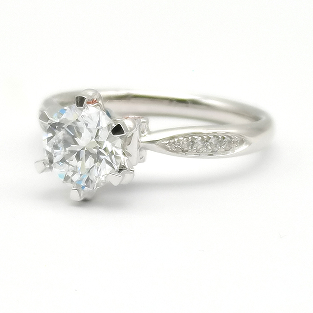 Six Claw Set Diamond Ring
