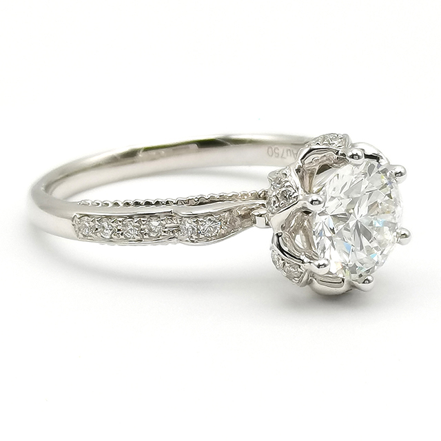 Six Claw Round Diamond Ring