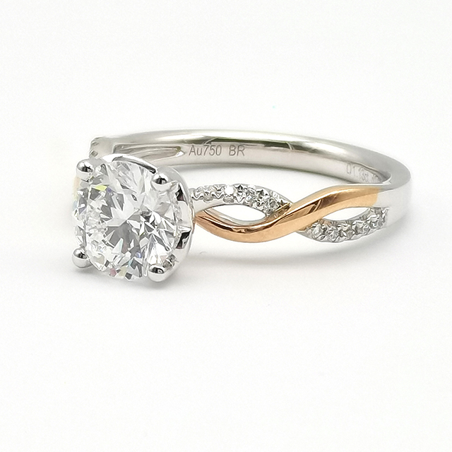 Four Claw Diamond Ring