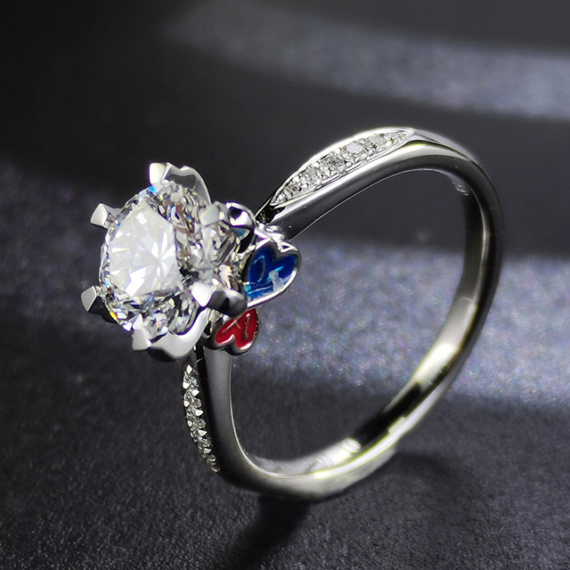 Six Claw Set Diamond Ring