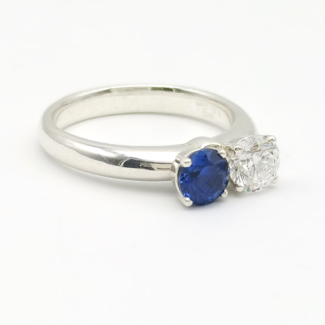 Blue Diamond+white Diamond Mixed Color Ring (rotatable)