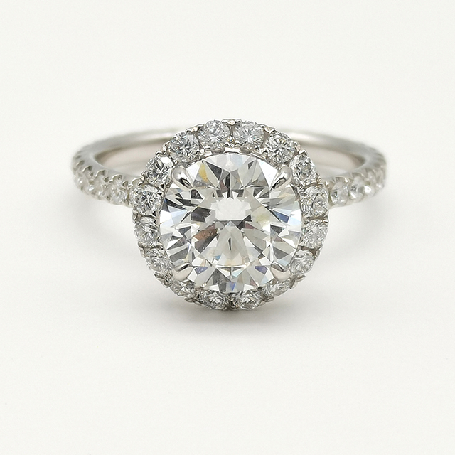 Round Diamond Inlaid Ring